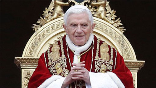 Benedict XVI là giáo hoàng đầu tiên thoái vị trong gần 600 năm.